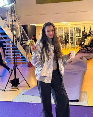 Josephine Chavarria Højbjerg Instagram - Tusind tak til alle jer der hypede mig op og fik det her til at ske❤️ Tak til alle på @pineapple_entertainment og @tv2echo ❤️ Men allerstørste tak til verdens bedste medvært @melvinkakooza ❤️✨ 
EchoPrisen kan ses lige nu på TV2 Play eller på TV2 Echo i aften kl 20.55❤️ 

📸 @lagoni