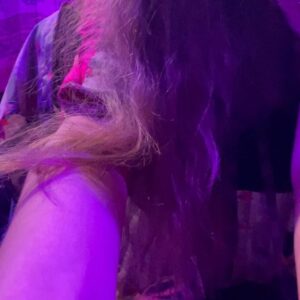 Josephine Chavarria Højbjerg Instagram - Tusind tak til alle jer der hypede mig op og fik det her til at ske❤️ Tak til alle på @pineapple_entertainment og @tv2echo ❤️ Men allerstørste tak til verdens bedste medvært @melvinkakooza ❤️✨ 
EchoPrisen kan ses lige nu på TV2 Play eller på TV2 Echo i aften kl 20.55❤️ 

📸 @lagoni