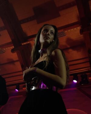 Josephine Chavarria Højbjerg Instagram - Tusind tak til alle jer der hypede mig op og fik det her til at ske❤️ Tak til alle på @pineapple_entertainment og @tv2echo ❤️ Men allerstørste tak til verdens bedste medvært @melvinkakooza ❤️✨ 
EchoPrisen kan ses lige nu på TV2 Play eller på TV2 Echo i aften kl 20.55❤️ 

📸 @lagoni