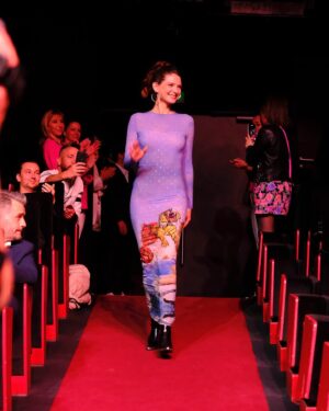 Joséphine Japy Instagram - TAPIE X @canneseries 

@pacorabanne by @juliendossena 
@messikajewelry