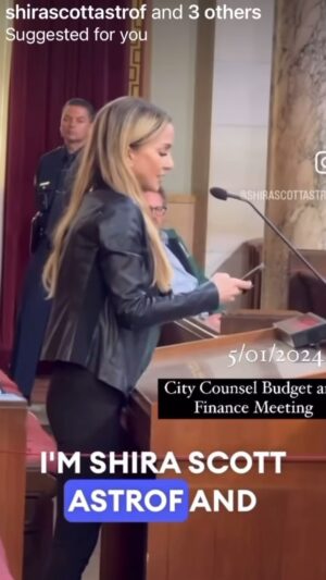 Josie Davis Instagram - Shelters need more funding for more staff not less. The mayor has said they have more volunteers than ever but that’s a bad sign. They need more employed workers! Please follow shirascottastrof and @theanimalrescuemission to learn more and  tag @mayorofla so she’s aware and makes changes. 🙏🏻