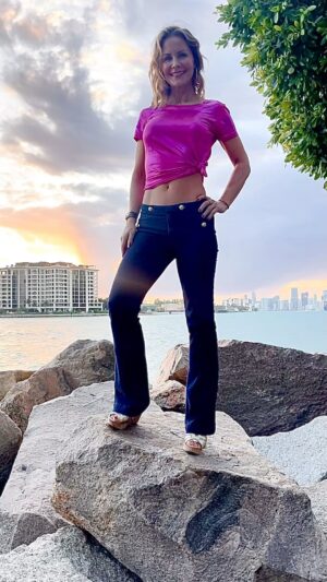 Josie Davis Instagram - NEW EPISODE!!! (Link in bio above!)

My Holiday episode 🎄🕎 yet taking you on my vacation to Miami Beach!!!
I have a few viewers/listeners who also subscribe to my IG channel who call in!! ☎️ 
(I shot this at 2:30 AM so I was half asleep. Thank God this is called the Imperfect podcast.🤣)

Podcast Studio: @podcastplace 
Pink metallic top: @madisonstyle 
Dress: @shopgigimoda 
Music by: @ninastorey

#miami #miamibeach #podcadt #funpodcast #funnypodcast #bestrestarauntsinmiami