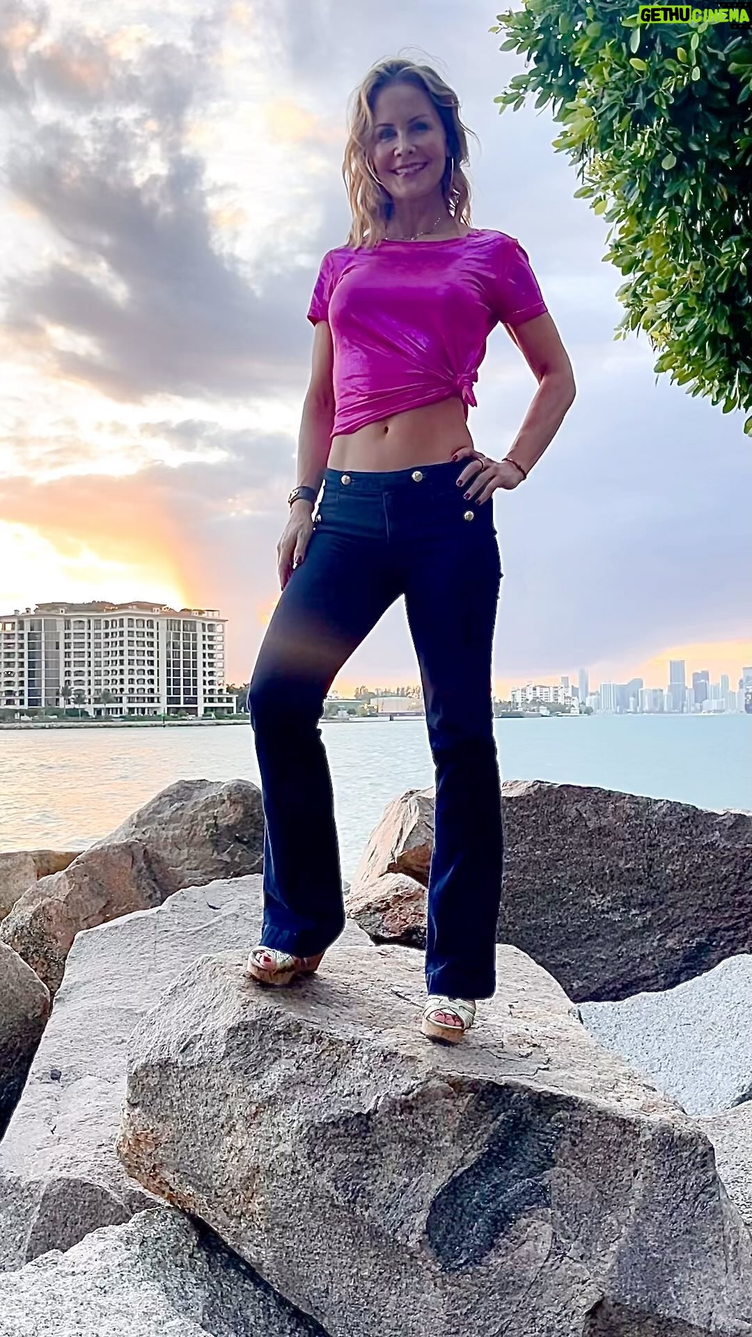 Josie Davis - 1.4K Likes - NEW EPISODE!!! (Link in bio above!)
My Holiday episode 🎄🕎 yet taking you on my vacation to Miami Beach!!!
I have a few viewers/listeners who also subscribe to my IG channel who call in!! ☎️
(I shot this at 2:30 AM so I was half asleep. Thank God this is called the Imperfect podcast.🤣)
Podcast Studio: @podcastplace
Pink metallic top: @madisonstyle
Dress: @shopgigimoda
Music by: @ninastorey
#miami #miamibeach #podcadt #funpodcast #funnypodcast #bestrestarauntsinmiami