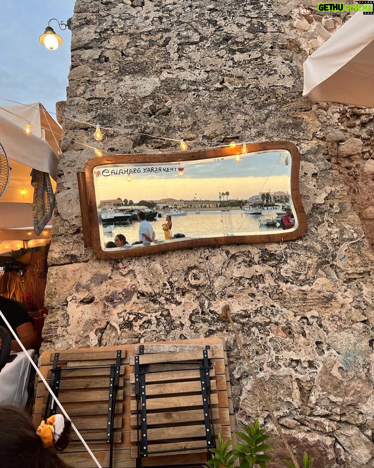 Joy Esther - 3 Likes - Estate 23 ☀️🏝️♥️