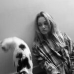 Joy Esther Instagram - Bêtise à venir 🐱