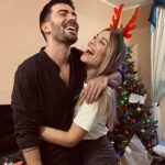 Joy Esther Instagram - 10 anni fa, hai fatto battere di nuovo il mio cuore ♥️ Auguri amore mio #10anni #10yearsanniversary #noidue