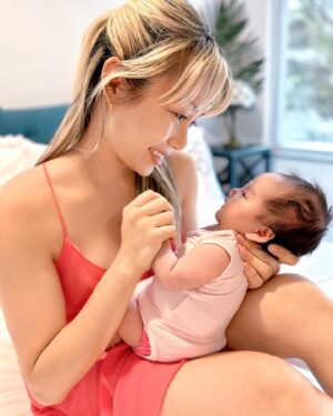 JuJu Chan Instagram - My first Mother’s Day 💕

Thank you, my little Calysta, for making me your mum and that I am able to spend every single day with you 🫶. I am so grateful that you came into my life, grateful for every moment which we already spent together, and I look forward to the many, many years ahead with you. I love you forever 💖!

#mothersday  #newmom  #motherhood #母親節 #motherdaughter #新手媽媽