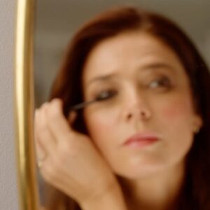 Juana Acosta Instagram - #Embajadora Mi máscara de pestañas perfecta es la nueva Hypnôse Drama; volumen extremo y máximo dramatismo, la conoces? Me ENCANTA!! ✨🖤 @lancomeofficial @beautyexpertlancome #Lancome #Makeup #Wearthedrama @melturlay