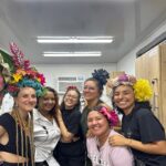 Juana Acosta Instagram - It’s a wrap!!!! ❤️ Casi 4 meses con el mejor equipo posible; cuánto talento y cuánta calidad humana, me voy llena de amor y de gratitud. Los adoro! @netflixlat @netflixcolombia @tisproductions_