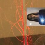 Juana del Río Instagram - La mayoría de estas fotos fueron tomadas después de las 2 am. Tiempo en el que usualmente acaba nuestro tiempo de escritura. Pronto tendremos que entregar. Aquí entonces dejamos un rastro de esas noches para que cuando tengamos el placer de ver esas historias vivas, recordemos que mientras las escribíamos tomábamos fotos para calmar el miedo que produce decidir sobre vidas imaginadas. 🦇