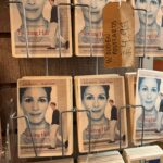 Judite Sousa Instagram - 🌸📘🎞#juliaroberts #hughgrant❤️