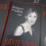 Judite Sousa Instagram – Olá. Realmente, a vida dá muitas voltas. Mas há coisas que não mudam. O respeito dos Portugueses. Obrigada por me continuarem a ler. Estamos com a quinta edição de Pedaços de Vida. Muito mas muito  obrigada aos leitores. Incrível. Grata#📘📖❤️