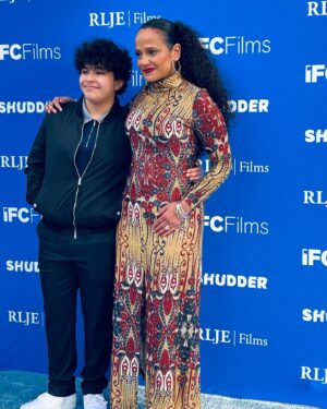 Judy Reyes Instagram - Spectacular day as a nominee at the Independent Spirit Awards for @birthrebirthmovie. #grateful! Love to the glam squad @lornareidhair @oliviafischa and @therealanaortiz styling. Also love to the devoted team and my amazing family. ✊🏽👑♥️