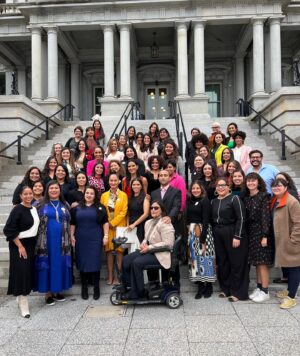 Judy Reyes Instagram - Still floating from the experience in DC with @poderistas meeting with influential Latinas from all over the nation. Moved to see us well represented in the White House.  Excited and proud to create community and solutions with these brilliant artists and nurses and doctors and lawyers and teachers and politicians and businesswomen, etc. #poderistastakedc #lovethesewomen #hispanicheritagemonth ✊🏽🤎👑
