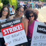 Judy Reyes Instagram – UNIDOS!✊🏽 Latine coming out to support hardcore! @wgawest @wgaeast @sagaftra @therealanaortiz @sashamerci @toddgrinnell #wgastrong