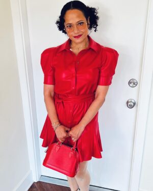 Judy Reyes Instagram - What a morning at the Independent Spirit Awards Nominees Brunch!  An exhilarating time in the company of brilliant artists and fellow nominees w our film #Birth/Rebirth.  Thanks to director @mxlauramoss, producers @malielfman and @captainhoneysmacks, and @shudder for our movie, and @independentfilmawards for this honor. Don’t miss the awards live on IMDB February 25. @oliviafischa @erikaalexanderthegreat @domfishback #alice&olivia #birthrebirthmovie✊🏽👑♥️