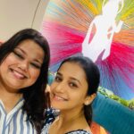 Jui Gadkari Instagram – Had a great time @madhuban_vegbuffet ❤️😇 with my #preciousbond @danadedisha 😂😂😂😂🙈🙈 #juigadkari #dishadanade #sayali #kusum #offscreenbond