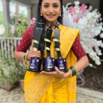 Jui Gadkari Instagram - THarla Tar Mag bags 3 awards (best show, best family, best jodi) at the @bigfmindia awards!!!! I am beyond grateful to all the beautiful people who voted for us, to big fm team and to the jury of the awards🙏 Loving this morning!! Couldnt attend the awards event as i was shooting but the trophies arrived today!!! #happygirl #blessed #juigadkari