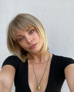 Actress Julia Crane HD Photos and Wallpapers September 2024