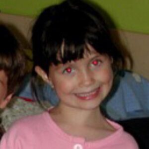 Julia Goldani Telles Instagram - I believe this is what the youths call a GLO UP
#bangs #tinykiller