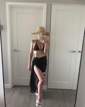 Julia Macchio Instagram - 🌴🪸