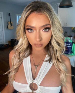 Julia Nolan Instagram - this ain’t my first rodeo 🤠