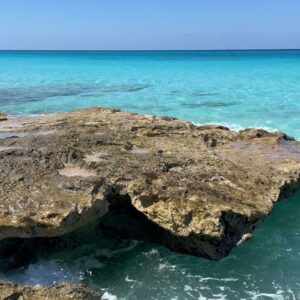 Julia Nolan Instagram - It’s better in the Bahamas 🤙🏻