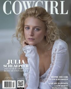 Actress Julia Schlaepfer HD Instagram Photos and Wallpapers August 2023
