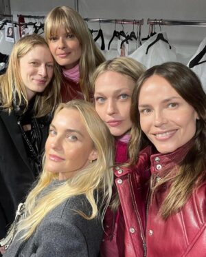 Julia Stegner Instagram - Paris ❤️‍🔥