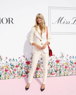 Julia Stegner Instagram - Fabulous afternoon with @diorbeauty @diorbeautylovers @dior #MissDior #WakeUpForLove #Dior 
with Makeup by @normanpohl & Hair by @straight2themax 🌸