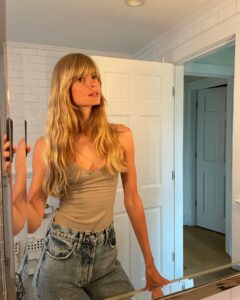 Actress Julia Stegner HD Instagram Photos and Wallpapers August 2023