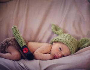Julia Voth Instagram - May I introduce to you Baby Yoda- winner of Halloween 2020 and our hearts forever ❤️👶🥰#soinlove #myeverything #babyyoda #babiesfirsthalloween #halloween2020 #theforceisstrongwiththisone @dzonshine
