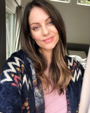 Julia Voth Instagram - 80,000 today... Woo! Thanks so much for being here. I appreciate you guys 😍