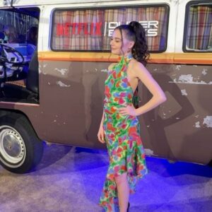 Julia Antonelli Instagram - I don’t think I’ll ever stop talking about last night 🥰 #obx  Hair 💇‍♀️by @yalinahair  makeup 💄 by @alianamoss  outfit 👗by @amandauprichard and @dani.moralesnyc 📸 by @gettyimages