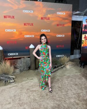 Julia Antonelli Instagram - I don’t think I’ll ever stop talking about last night 🥰 #obx  Hair 💇‍♀️by @yalinahair  makeup 💄 by @alianamoss  outfit 👗by @amandauprichard and @dani.moralesnyc 📸 by @gettyimages