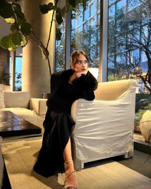 Julia Butters Instagram - At 13 years old, @julia_butters (Julia Butters) has already acted in two best picture-nominated films. Here’s #10Things with “The Fabelmans” actress ahead of the 95th Annual Academy Awards. ❤️ ⁣
 ⁣
1. All dressed up (with somewhere fabulous to go) on a night out in Hollywood. ⁣
2. A very proud brow moment.⁣
3. Julia’s must-have movie snacks. 🍿⁣
4. Quick fit check. ⁣
5. Bestie @mckennagraceful (Mckenna Grace) hyping Julia up.👯‍♀️⁣
6. Waiting on the chauffeur (aka dad).⁣
7. Is there a better  1? (Also dad.)⁣
8. “I love you” texts.⁣
9. A surprise on Sunset Boulevard. 🌇💫⁣
10. Reunited (with a “The Fabelmans” cast member!) and it feels so good.