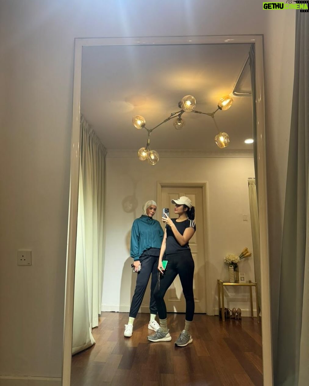 Julia Farhana Marin Instagram - . Weekly pilates, Sports wear from @arumn.official