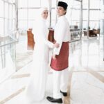 Julia Farhana Marin Instagram - . Assalamualaikum everyone, I would like to share I am officially a wife to @drchehafiz and these are unofficial photos of our solemnization day with both sides of the family but mostly just the two of us for this announcement. We would like to apologize to everyone for the late announcement, to friends, our media friends and everyone who were not aware of our wedding because we wanted a very private gathering with only family members. Our sincerest apologies. My husband and I would like to humbly request for everyone’s kind doas as we embark on this journey as a married couple. Thank you everybody. Nanti bila official photos are ready we will share ☺️