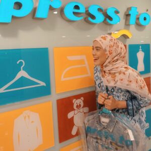 Julia Farhana Marin Instagram - .
It’s been a busy few months and a few more busy months ahead. My schedule is booked until end of this year 🥹

Don’t worry! I can selit a few more projects because @pressto_asia has all my laundry taken care of, phew! Especially laundry specifically for work & projects that are fragile and needs extra care 

The ONLY professional dry cleaning service I trust in KL! I can also totally count on them for repairs, and alteration apart from laundry and dry cleaning ❤️

My one-stop centre for sure! They dont only handle clothes, add these to your list;
✅ Curtains & Rugs 
✅ Bedding & Linen
✅ Accessories 
✅ Luggage restorations
✅ Toys

Leave them with the professionals @pressto_asia