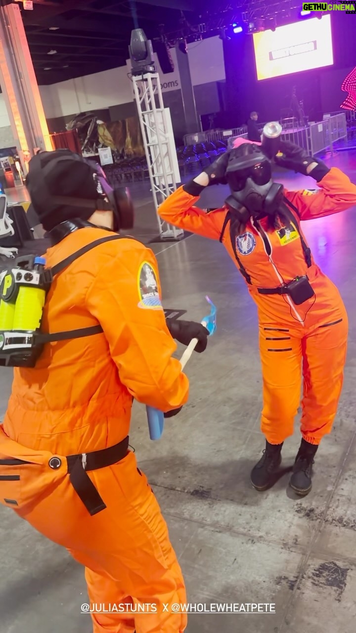 Julia Maggio Instagram - Shovels are for ๐ing air horn users ๐ธ: @lloydsfault Company 1: @wholewheatpeet Company 2: @juliastunts #lethalcompany #videogames #gaming #lethalcompanygame