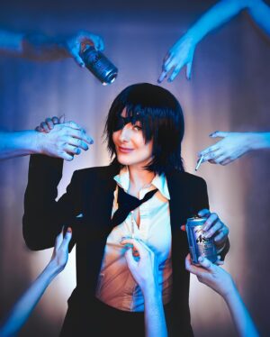 Julia Maggio Instagram - Ghost, I’ll give you all of me... so let me use all of you... 🚬 Easy Revenge. 
📸: @roxcosplays 
Himeno: @juliastunts 
👻👋🏻: @amberley.harris @kainosaurus_ @ann_mossy 
Produced: @lloydsfault 
@chainsaw_en @crunchyroll #anime #manga #cosplay #csm #chainsawman #チェンソーマン