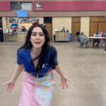 Julia Maggio Instagram - Why she run with the phone like that? #anime #manga #cosplay #onepiece #chopper #nicorobin