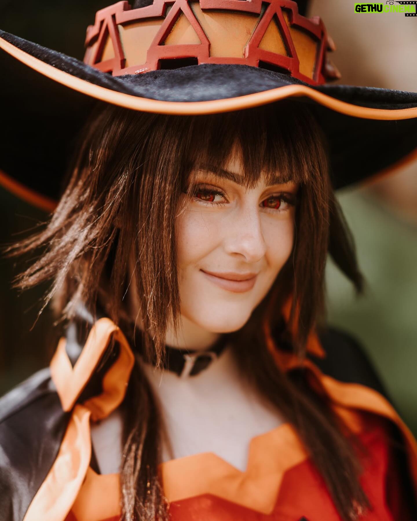 Julia Maggio Instagram - Happy Birthday Megumin!๐ฅ๐งจ๐คฏ๐ ๐ธ: @daveyangphoto Cosplay: @ann_mossy & @lloydsfault & myself! #konosuba #megumin #meguminkonosuba #cosplay #anime #manga #ใใฎ็ด ๆดใใใไธ็ใซ็ฅ็ฆใ #ใใใฟใ