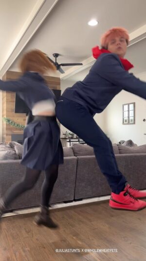 Julia Maggio Instagram - Nobara & Itadori share one brain cell 
Itadori: @wholewheatpeet 
Nobara: @juliastunts 

#anime #manga #jujutsukaisen #nobara #itadori #jjk #jjkedit