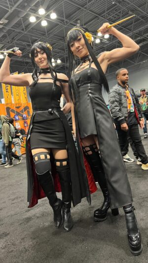 Julia Maggio Instagram - What’s YOR unpopular anime opinion?
Yor: @stellachuuuuu 
Also Yor: @juliastunts 
📸: @lloydsfault 
Edit: @kainosaurus_ 
#anime #manga #cosplay #spyxfamily #yorforger #demonslayer #dragonball