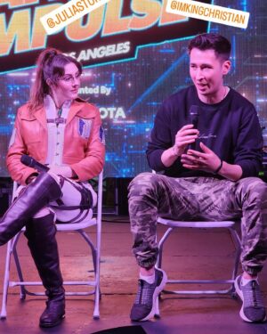 Julia Maggio Instagram - Almost 3 years ago in between working on film sets, I got the idea to make silly goofy videos on the internet in hopes I would find my community of otakus and nerds. I went viral. I’ve made so many friends, and gained an entire second career! And it’s all because of @attackontitan . It’s been an honor being your commander. The show is finally over and it breaks my heart, but I’m just getting started! Shinzou wo Sasageyo ♥️🕊️ 心臓を捧げよ

#attackontitan #aot #snk #shingekinokyojin #anime #manga #hangezoe @crunchyroll @kodanshamanga @attackontitan #進撃の巨人