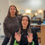 Julia Maggio Instagram – I DYED MY HAIR FOR A VTUBER 🧪@lloydsfault streaming everyday for his debut week!
Hair by @morganmcinnes at @sirenesalon 🩷💚
#hair #vtuber #stream #streamer