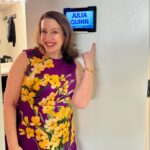 Julia Quinn Instagram – Not me on @todayshow discovering my dressing room is next to @johnlegend’s😳😳😳

Postscript: I didn’t see him or @chrissyteigen