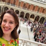 Julia Quinn Instagram - 🇨🇱🇨🇱🇨🇱🇨🇱🇨🇱🇨🇱 I had the BEST time in Chile! Thank you to @edicionesuranochile and @amabook.cl and all the readers who came out to see me!!!! P.S. thank you to @chaliwawi_ for the wonderful photo! (# 2)