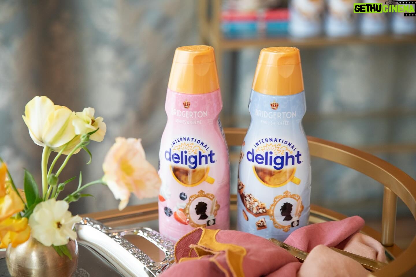 Julia Quinn Instagram - #ad Let me show you how we brought Bridgerton fans together to find their love & flavor match! Had a blast at @indelight Bridgerton-themed dating soirée in NYC last week! @bridgertonnetflix @shondaland